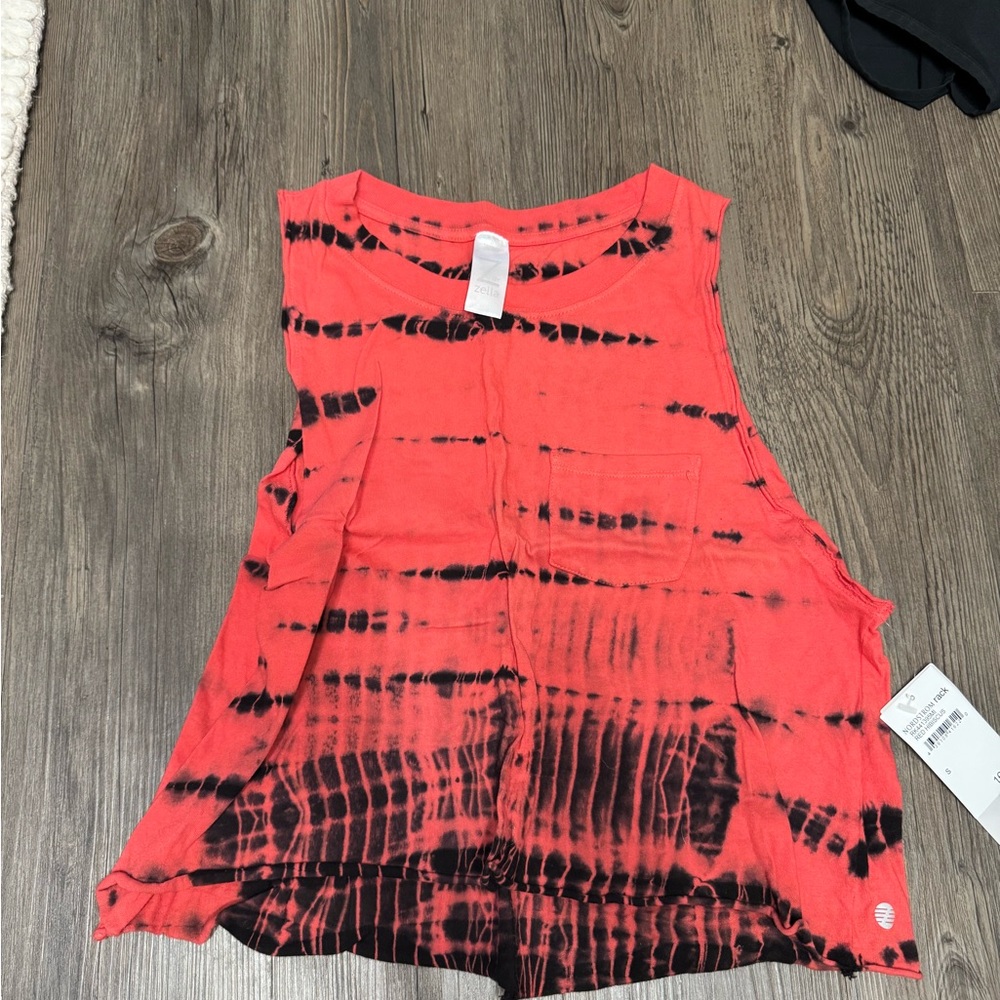 Z by Zelle workout tie dye tank top. Size small